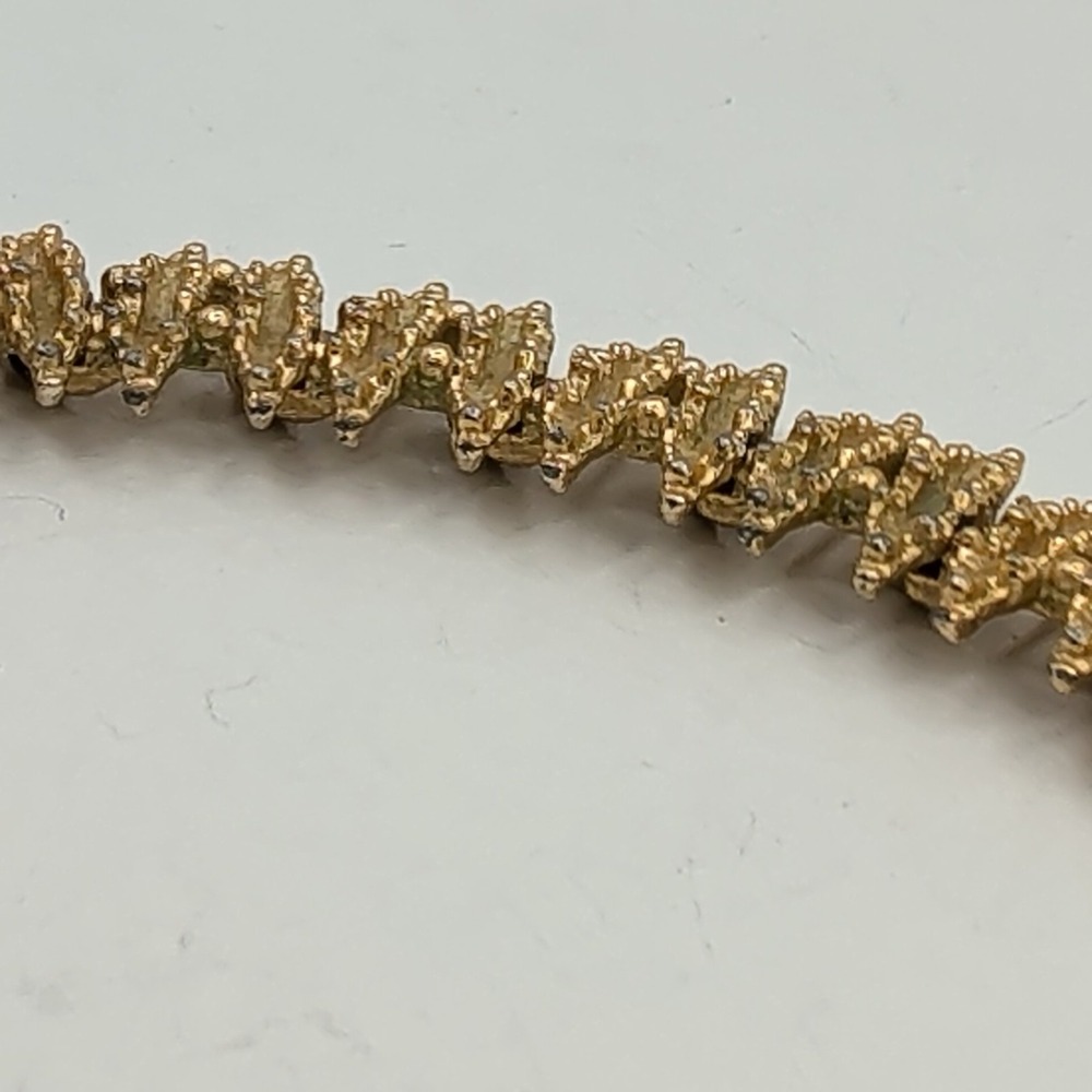 Vintage Avon Brutalist Gold Tone Textured Nugget Link‎ Bracelet - Picture 6 of 16